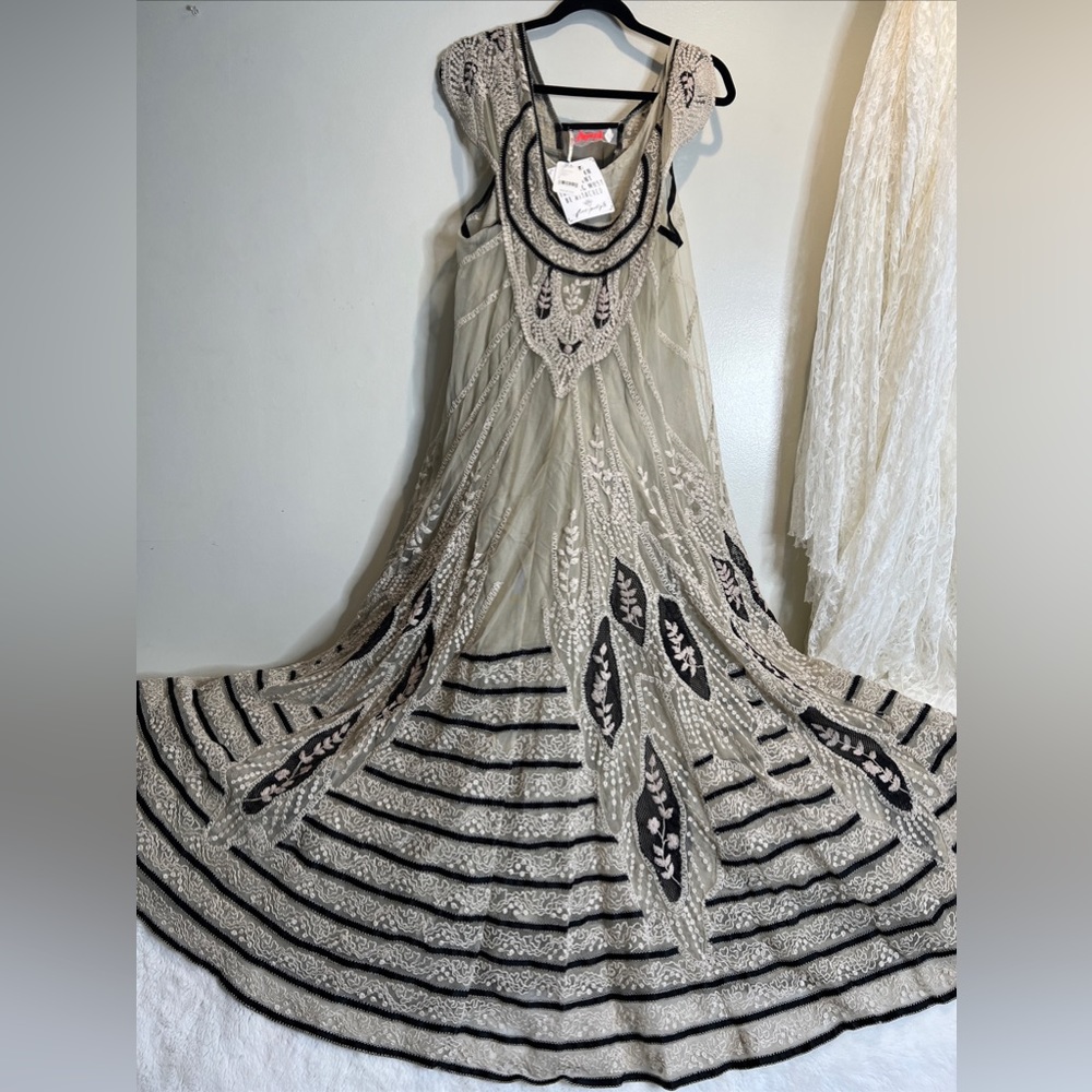 Free People Ethereal Lace Vintage Embroidered Maxi Dress L $500 - Picture 7 of 11